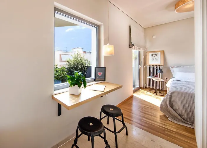 Sunny Loft With Acropolis View